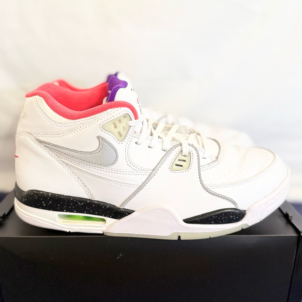 Nike Air Flight ‘89 Planet of Hoops size 10.5 CW2616-101 2020 PRE-OWNED